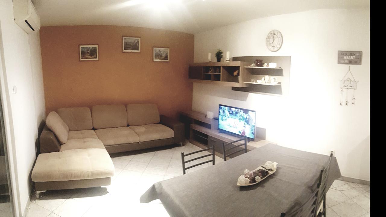 Apartman 4 Kilometar To City Centar Split Exterior foto